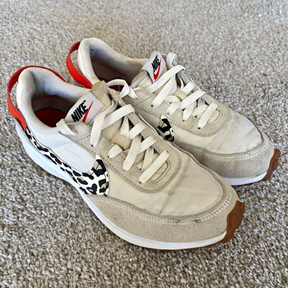 Nike Waffle Debut Men’s Low Top Lace-Up Sneaker White Leopard 8.5 DZ5201-100
